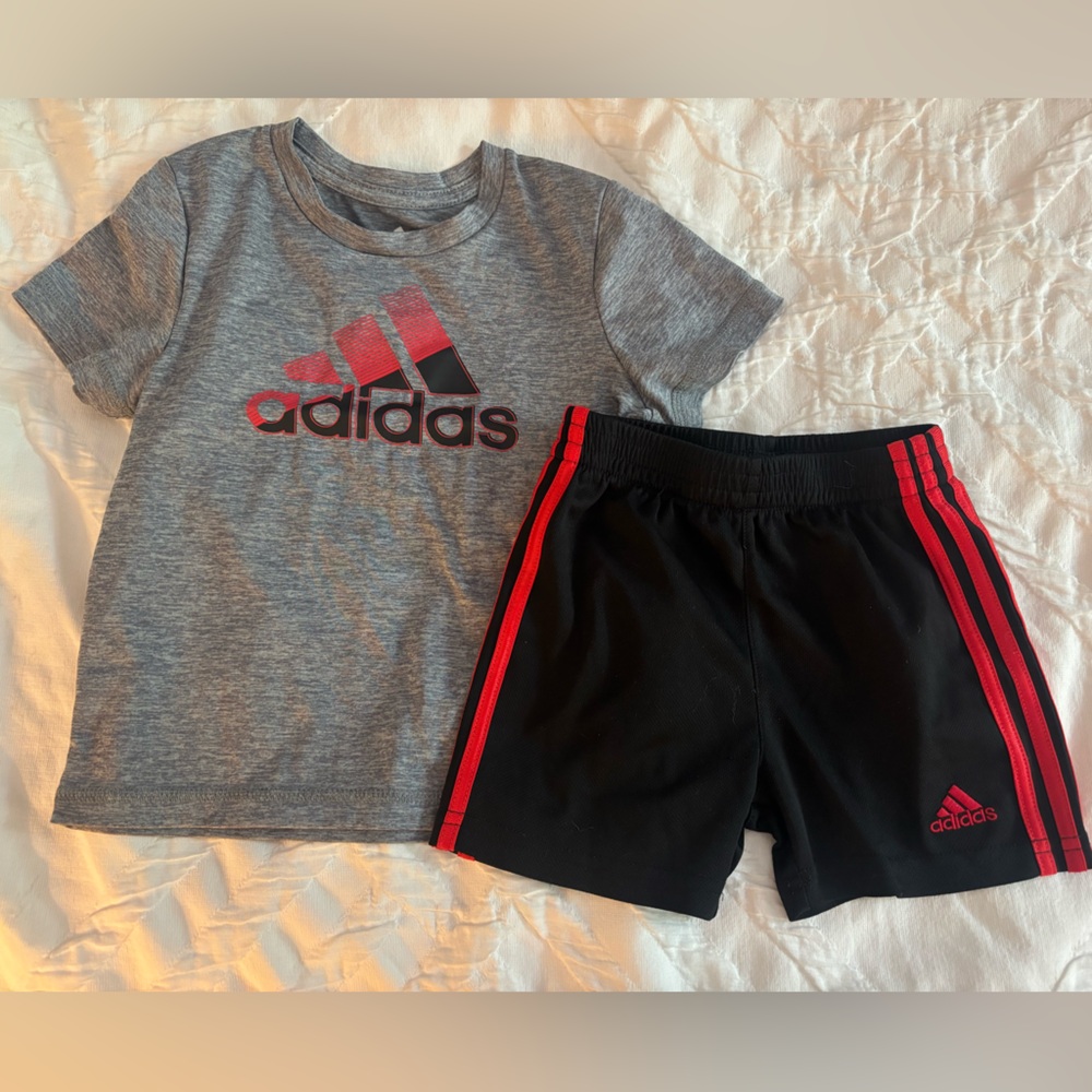Adidas matching set shorts and shirt Toddler (24 months)